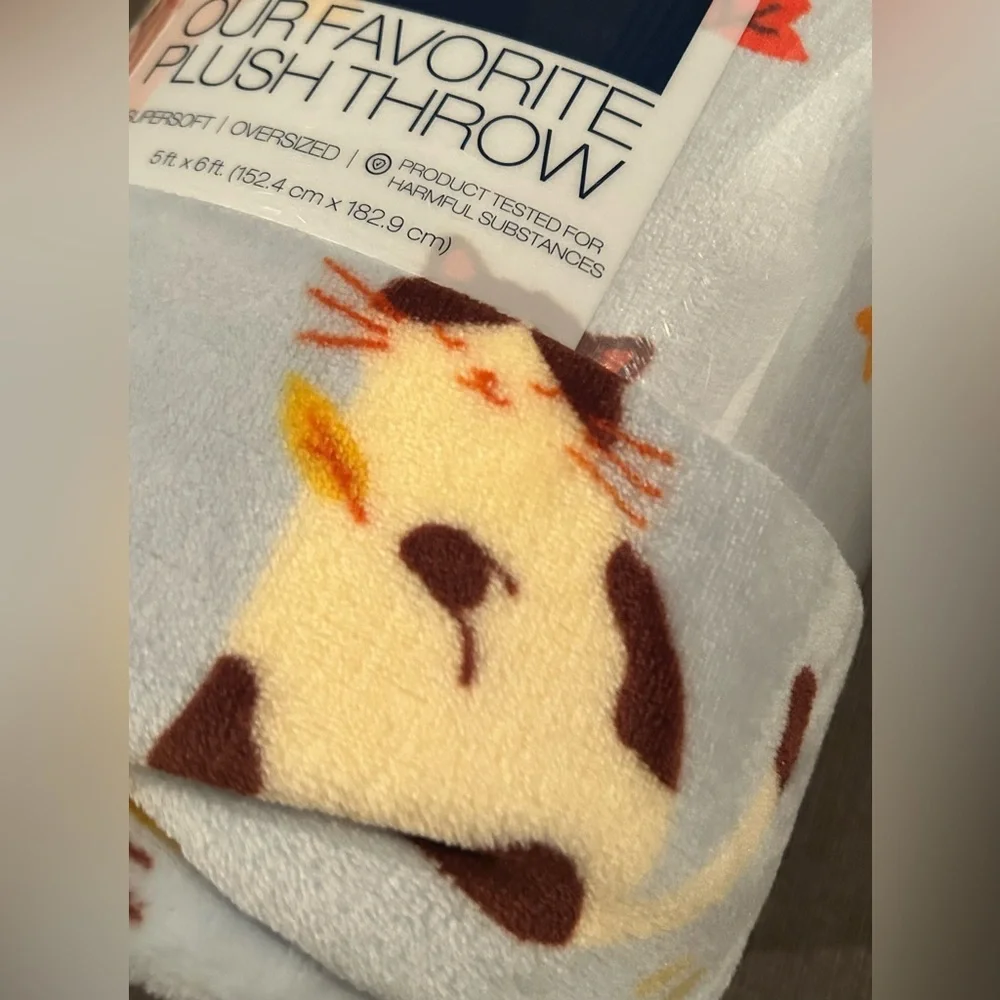 THE BIG ONE Supersoft Oversized Plush Throw Cats 5ft x 6ft NWT